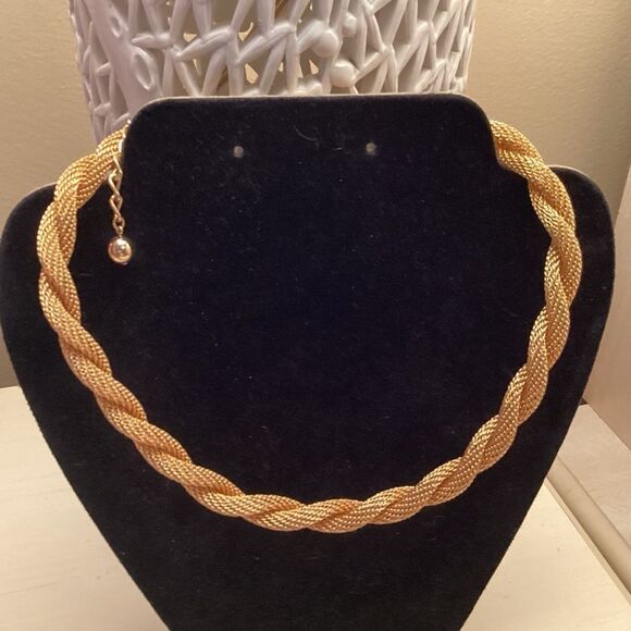 Goldtone Woven Mesh Choker Style Necklace - Picture 2 of 8